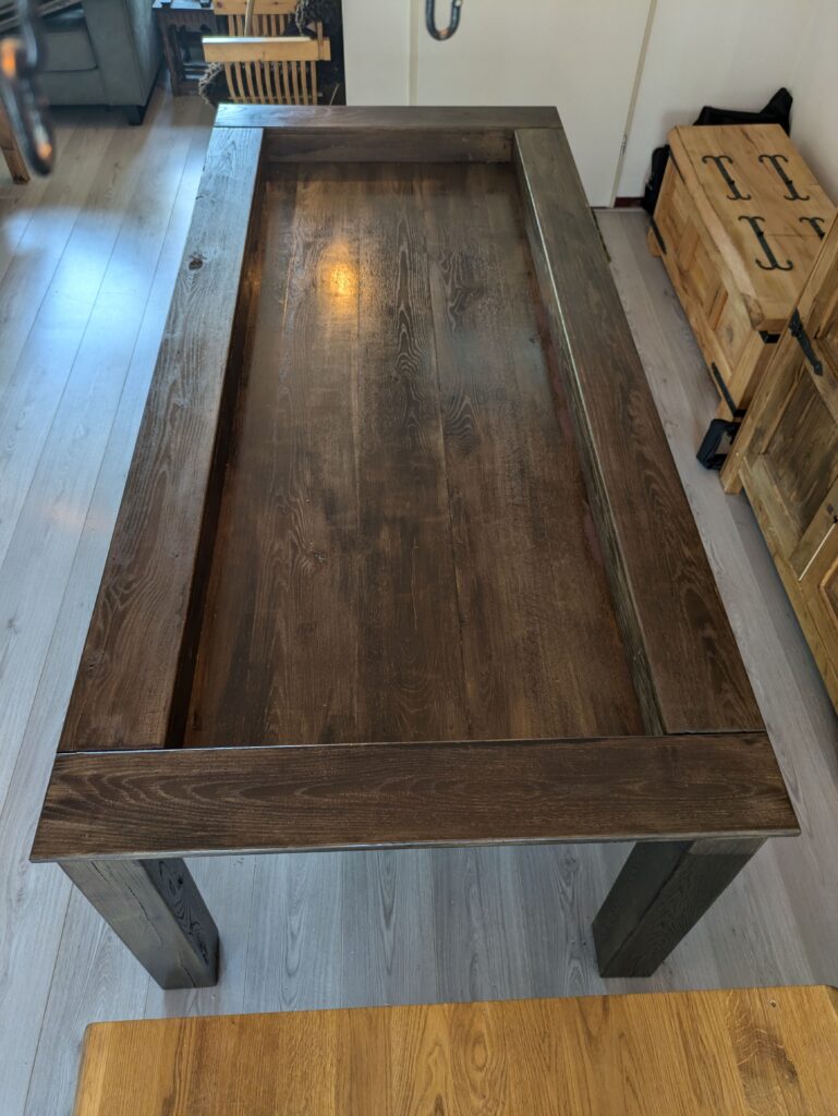 D&D Tafel met verzonken blad