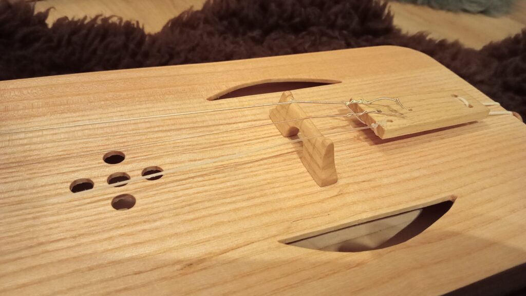 Tagelharpa brug bovenblad